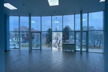 Фото №1: Коммерция 353 м² - Краснодар, мкр. Западный внутригородской округ, ул. Рашпилевская, 234