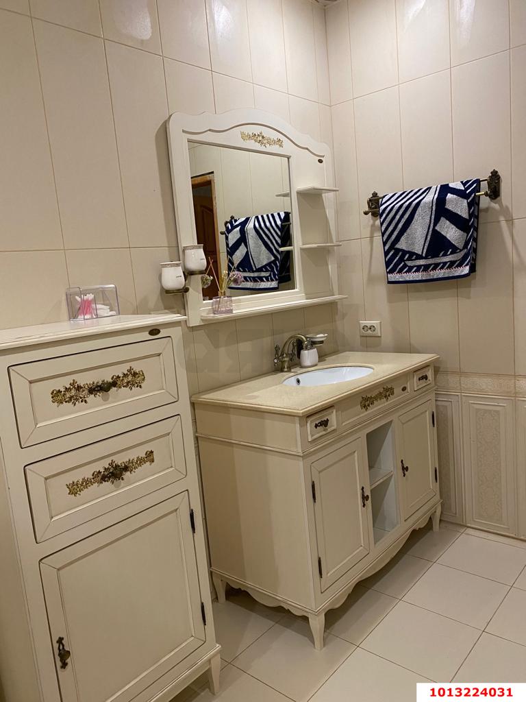 Фото №4: Дом 335 м² + 8 сот. - Кореновск, мкр. 2-й квартал, ул. Красная, 27