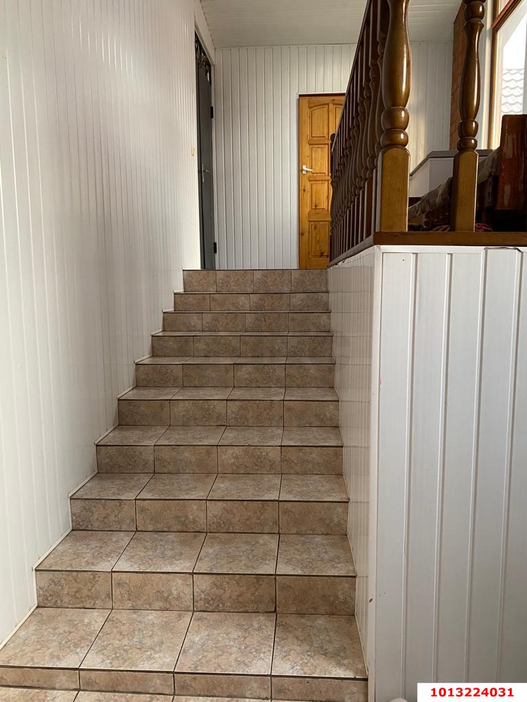 Фото №10: Дом 335 м² + 8 сот. - Кореновск, мкр. 2-й квартал, ул. Красная, 27