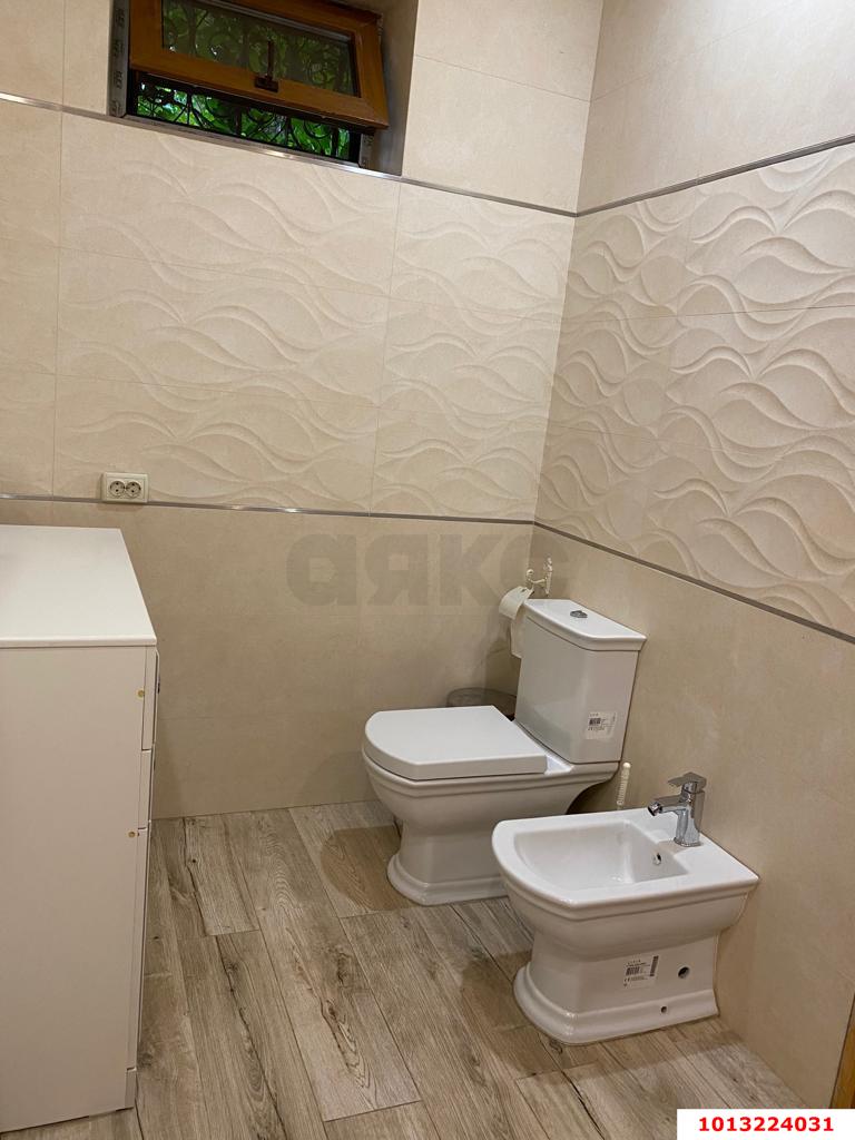 Фото №11: Дом 335 м² + 8 сот. - Кореновск, мкр. 2-й квартал, ул. Красная, 27