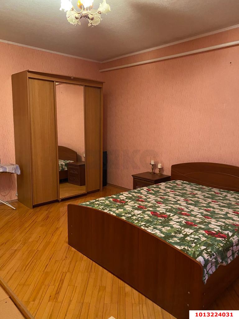 Фото №7: Дом 335 м² + 8 сот. - Кореновск, мкр. 2-й квартал, ул. Красная, 27