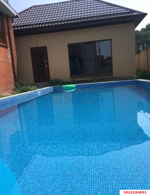 Фото №3: Дом 335 м² + 8 сот. - Кореновск, мкр. 2-й квартал, ул. Красная, 27