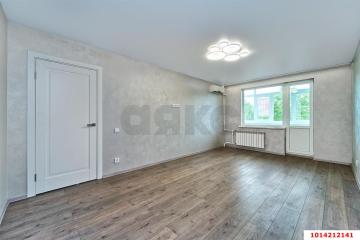 Фото №1: 1-комнатная квартира 35 м² - Краснодар, мкр. Завод Измерительных Приборов, ул. Карякина, 3