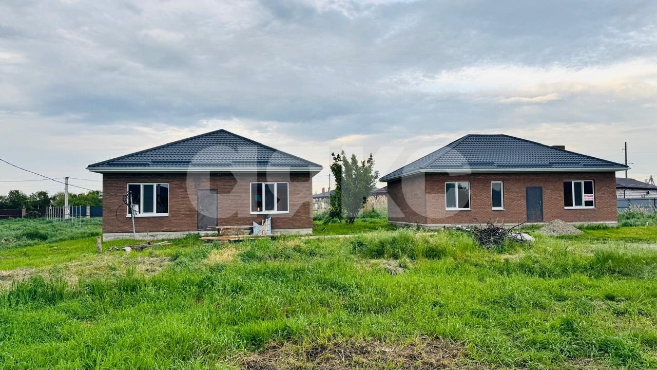 Фото №2: Дом 110 м² + 6.5 сот. - Кореновск, мкр. 1-й квартал, ул. Хабибуллина