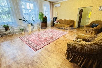 Фото №1: Дуплекс 120 м² - Свободный, ул. Горького, 1А