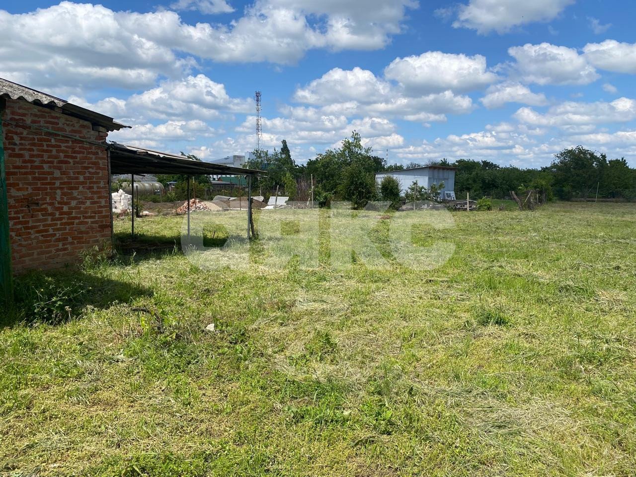 Фото №1: Земельный участок под ИЖС 10.46 сот. - Платнировская, пер. Луначарского, 10