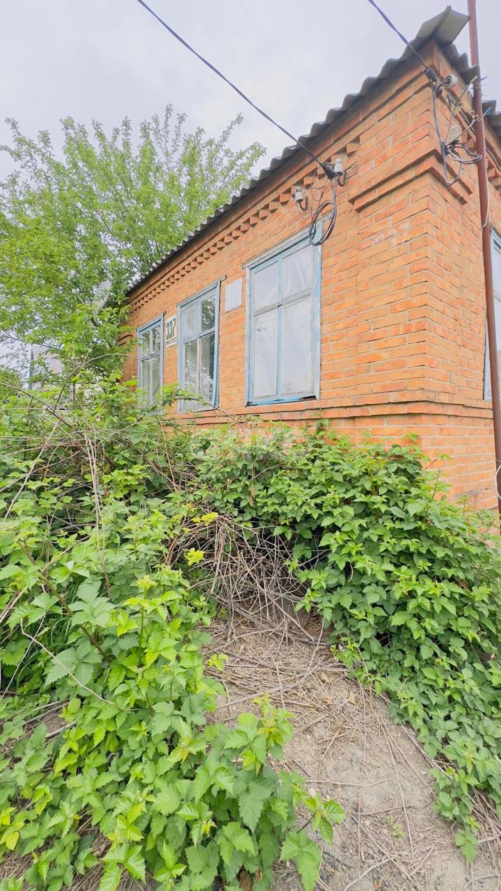 Фото №1: Дом 51 м² + 10.2 сот. - Кореновск, мкр. 1-й квартал, ул. Карла Маркса, 337