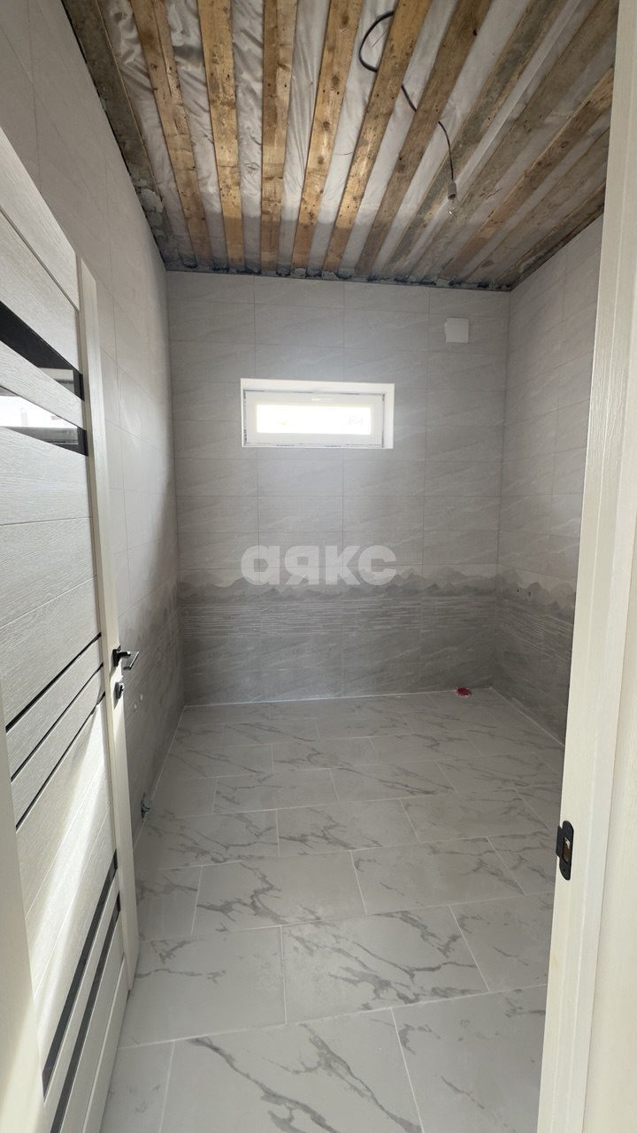 Фото №13: Дом 98 м² + 6.5 сот. - Кореновск, мкр. 1-й квартал, ул. Фрунзе