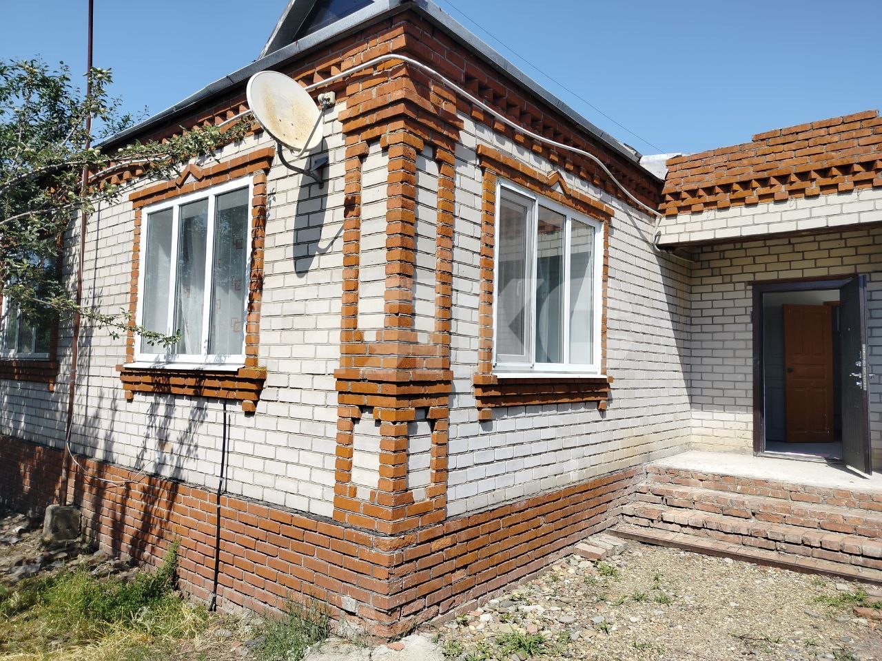 Фото №1: Дом 99 м² + 10 сот. - Кореновск, ул. Цветочная, 5