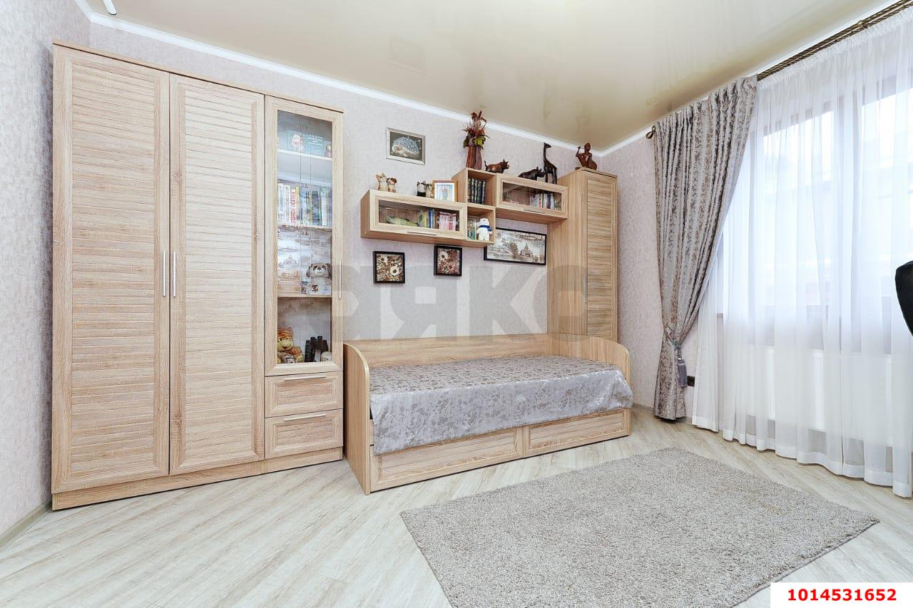 Фото №4: Дом 218 м² + 4.78 сот. - Кореновск, мкр. 2-й квартал, ул. Венеры Павленко, 3