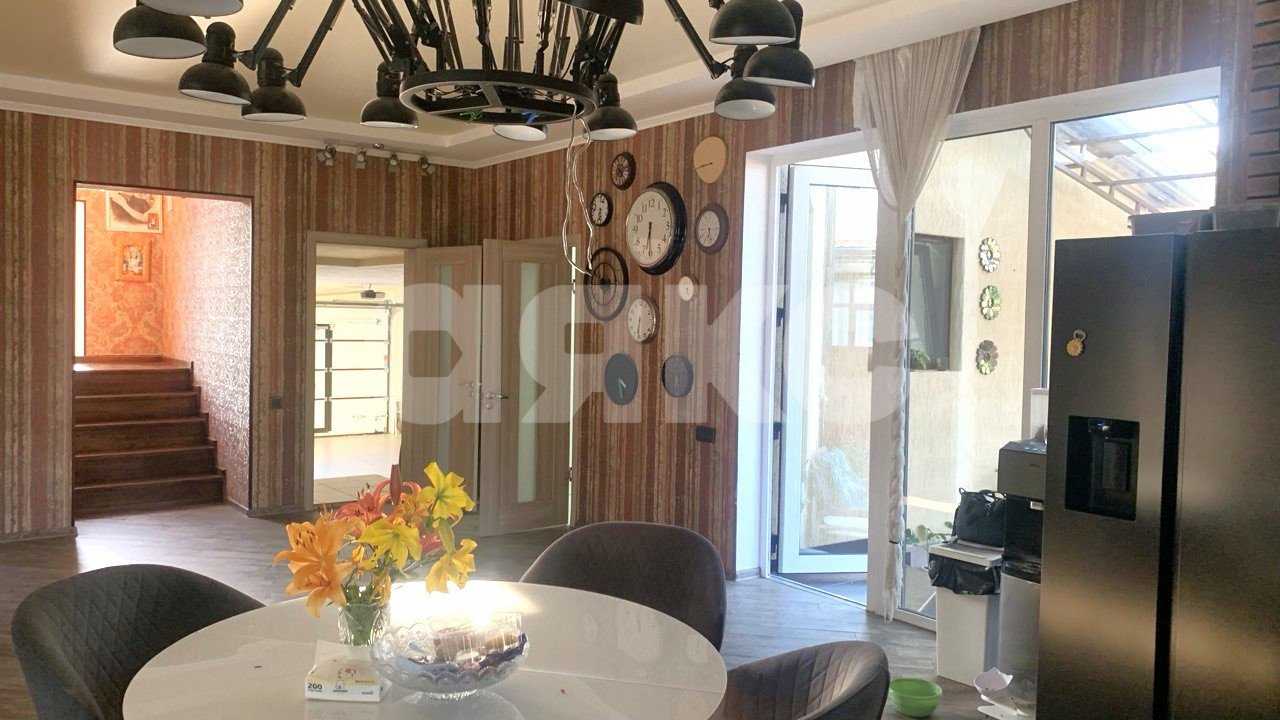 Фото №10: Дом 249 м² + 5.3 сот. - Кореновск, ул. Крымская, 1К