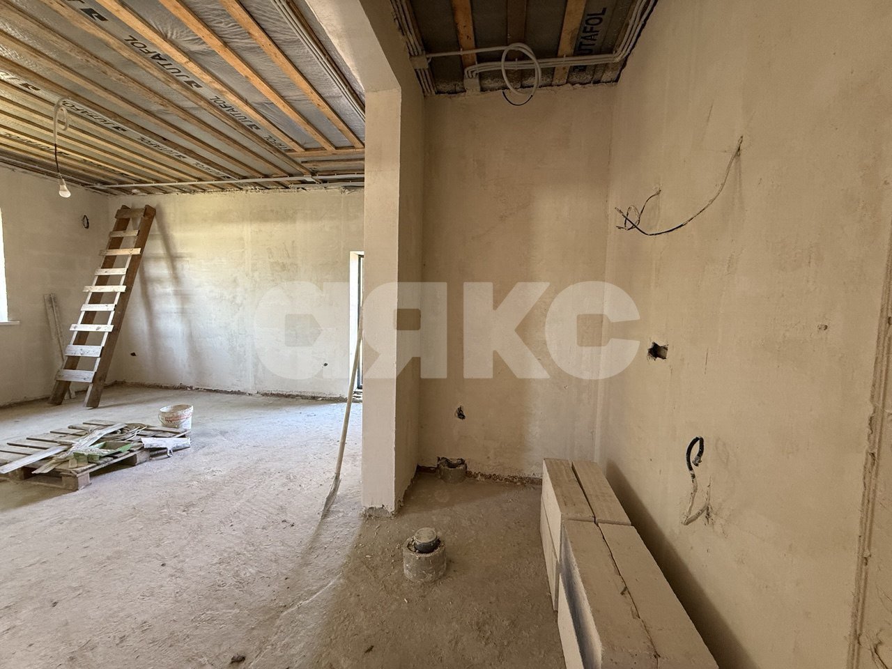 Фото №12: Дом 220 м² + 9 сот. - Кореновск, мкр. 2-й квартал, ул. Железнодорожный Дом