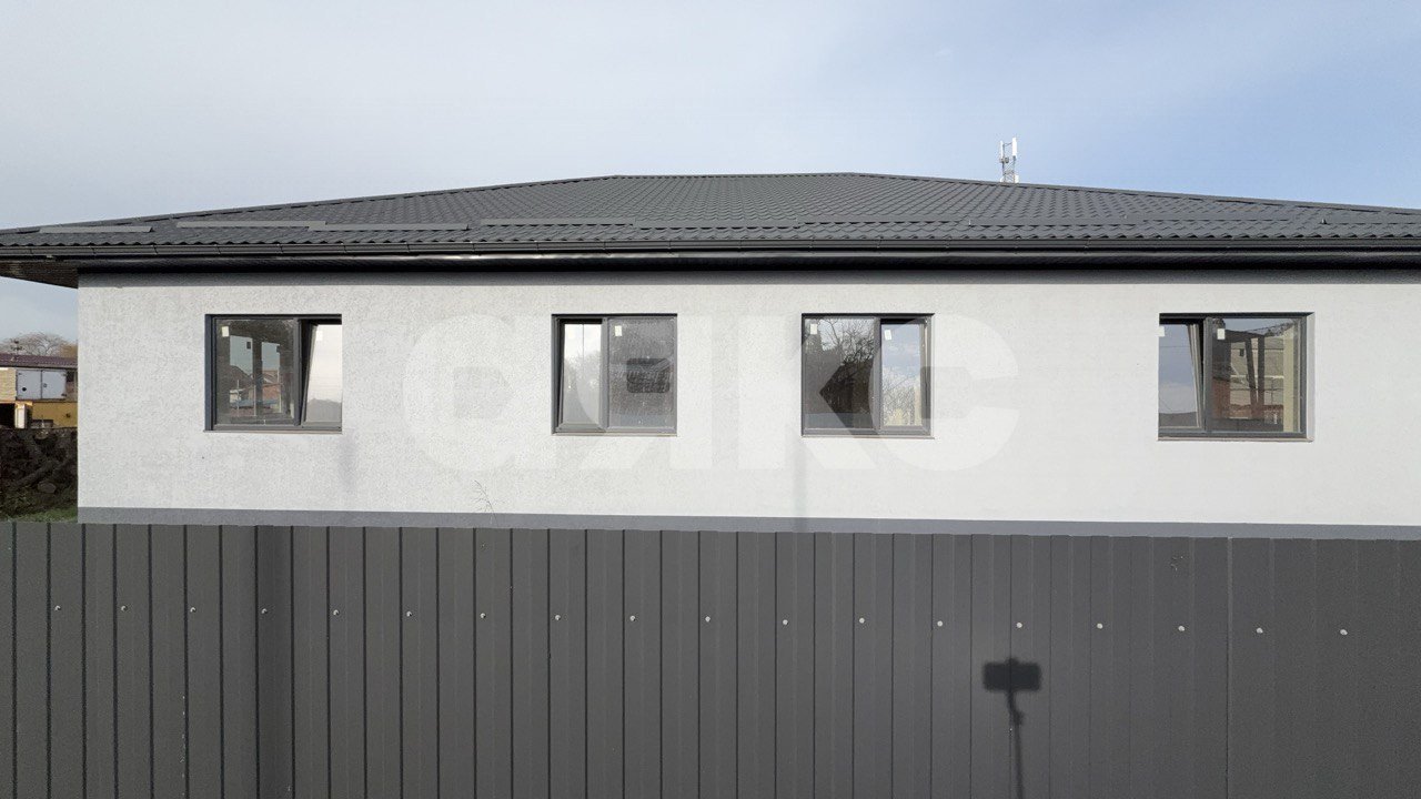 Фото №2: Дом 220 м² + 9 сот. - Кореновск, мкр. 2-й квартал, ул. Железнодорожный Дом