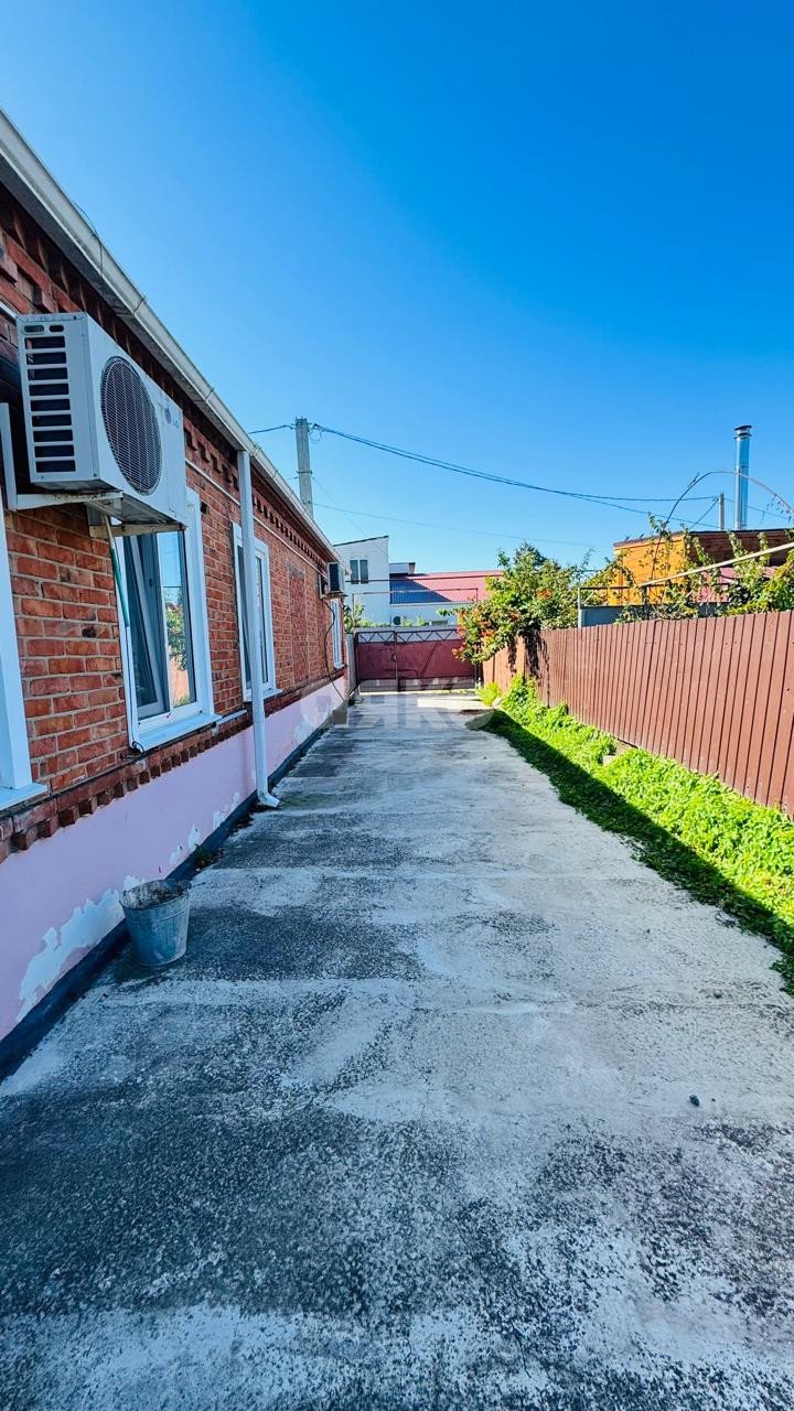 Фото №4: Часть дома 130 м² + 8.38 сот. - Кореновск, мкр. 1-й квартал, ул. Фрунзе