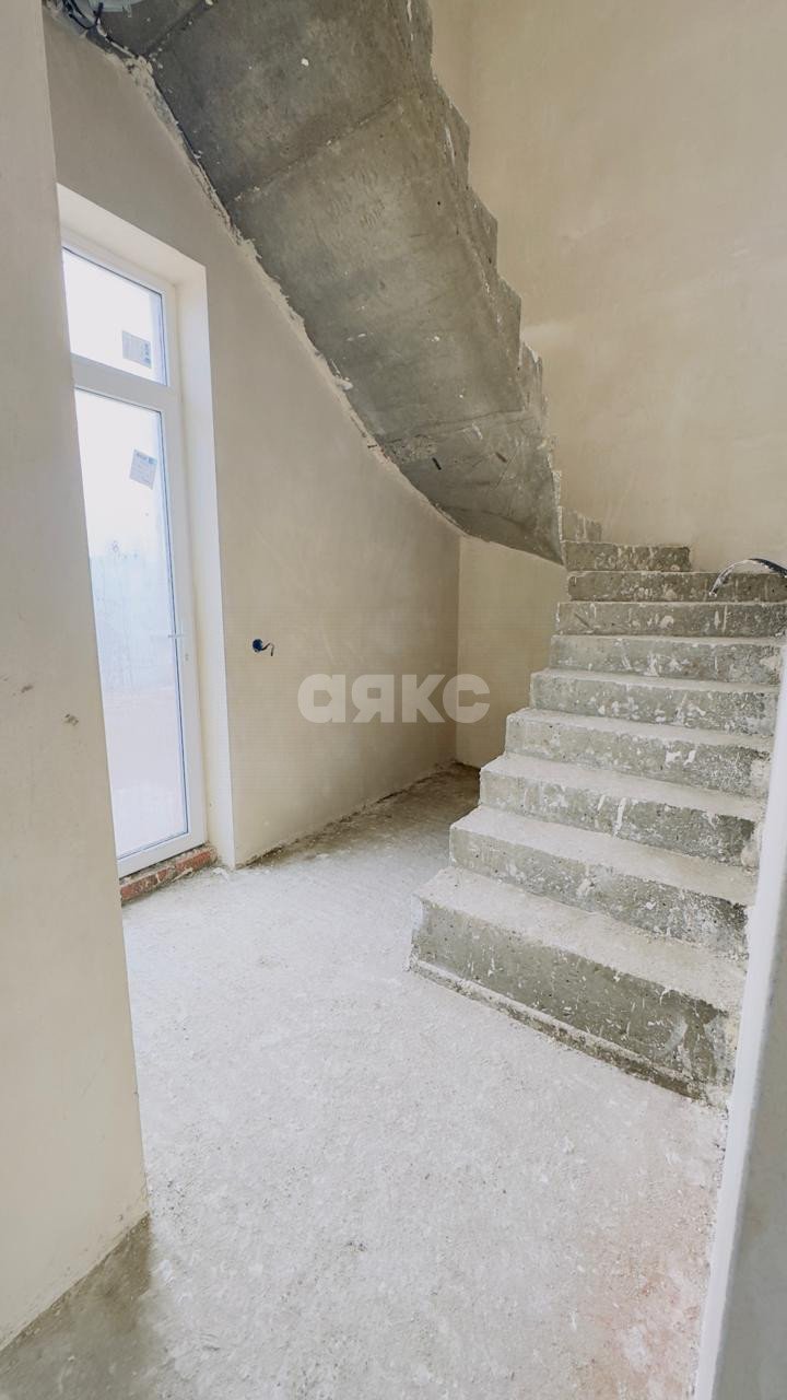 Фото №3: Таунхаус 115 м² + 1.6 сот. - Кореновск, пер. Крымский