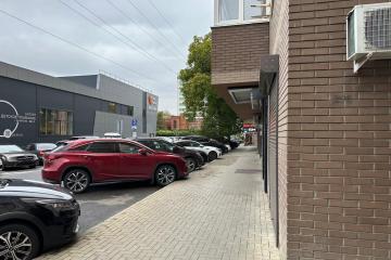 Фото №4: Коммерция 34 м² - Краснодар, мкр. Микрохирургии глаза, ул. Главная городская площадь