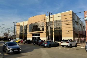 Фото №2: Коммерция 1363 м² - Кореновск, мкр. 1-й квартал, ул. Розы Люксембург, 67