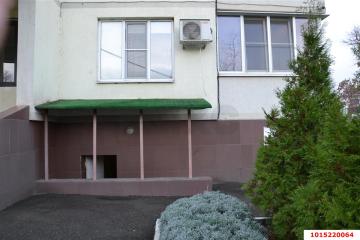 Фото №1: Коммерция 56 м² - Краснодар, мкр. Центральный, ул. Дмитриевская Дамба, 10