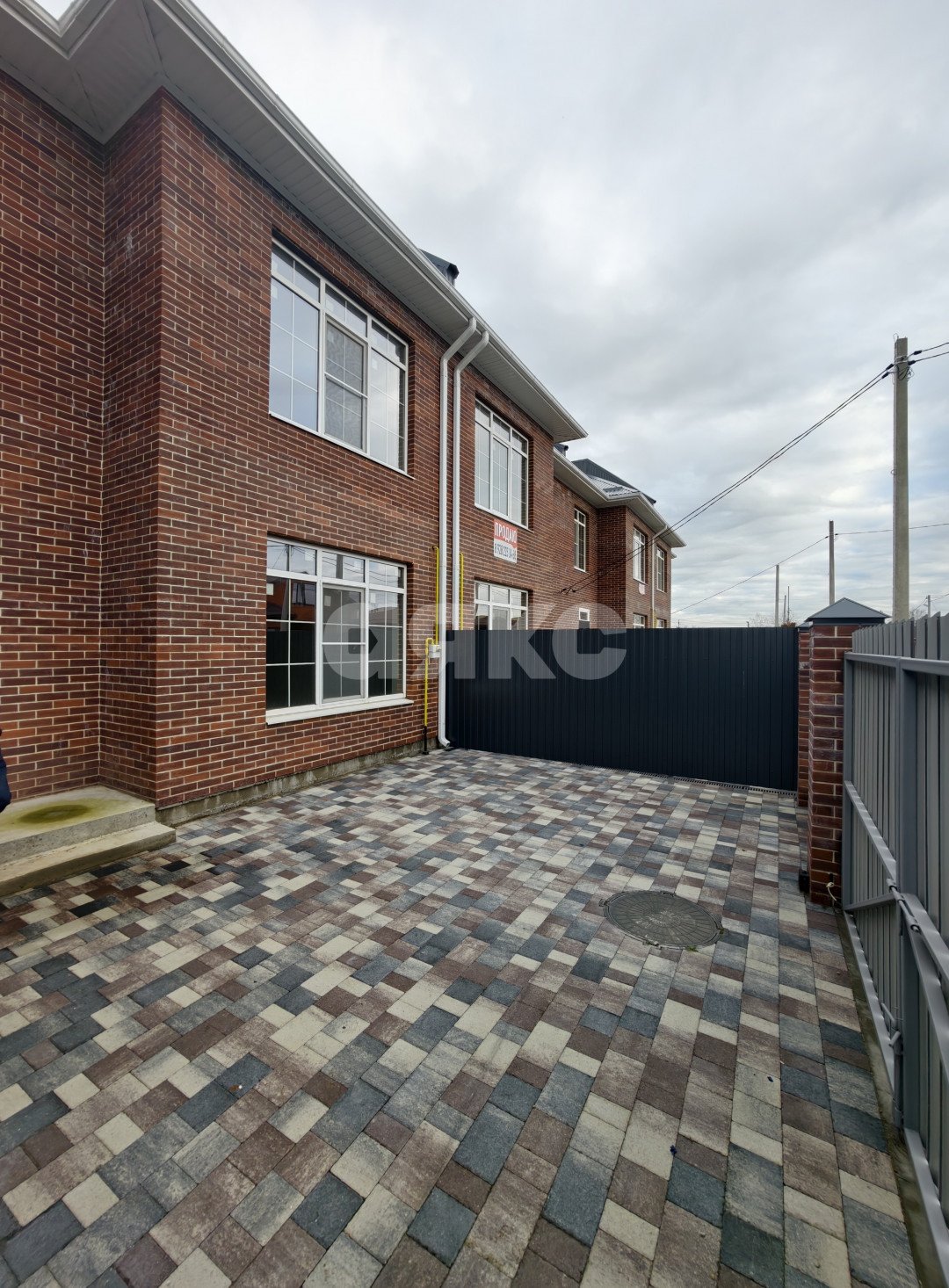 Фото №1: Таунхаус 115 м² + 1.86 сот. - Кореновск, пер. Крымский