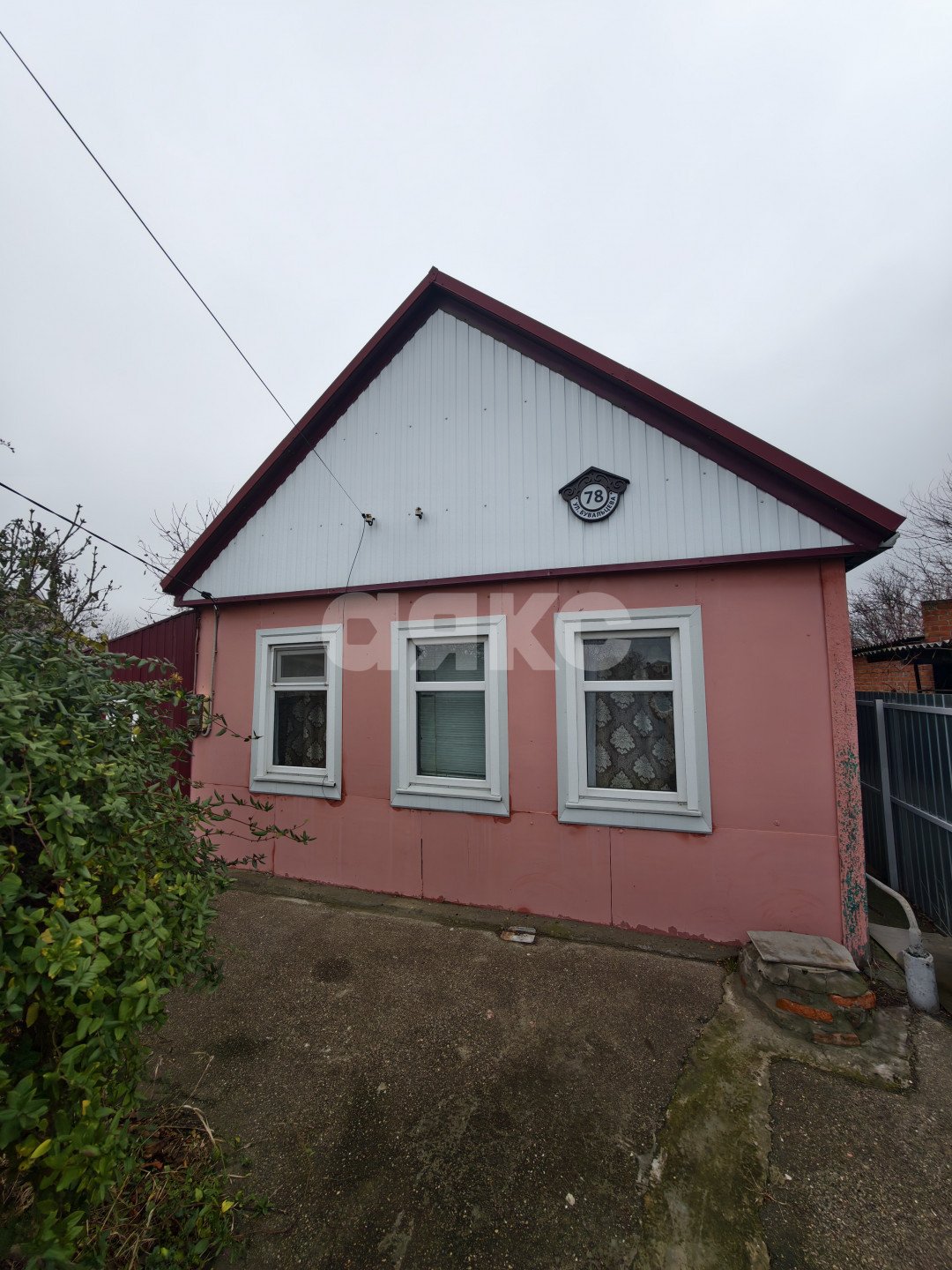 Фото №1: Дом 52 м² + 4.41 сот. - Кореновск, мкр. 2-й квартал, ул. Бувальцева, 78