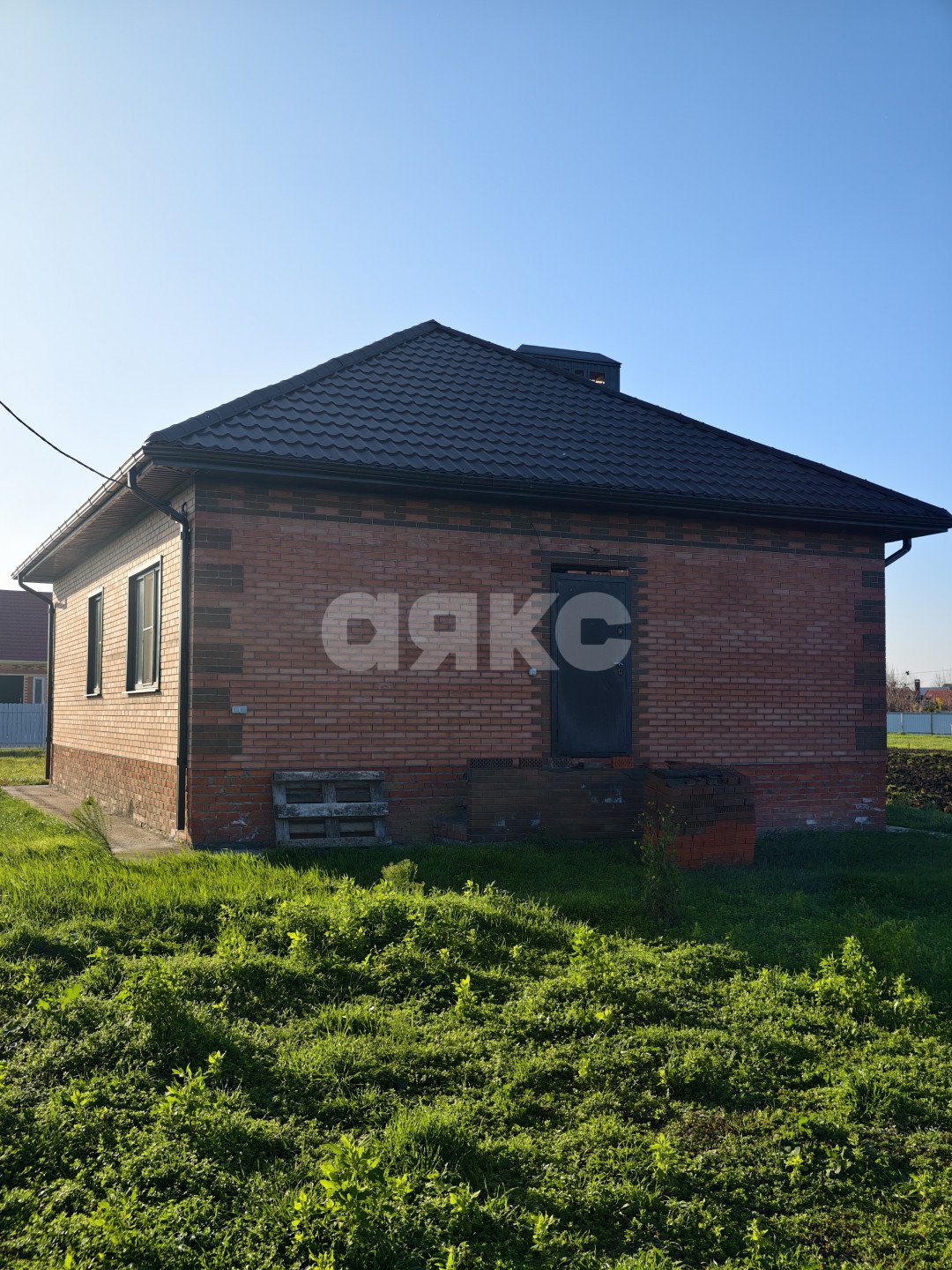 Фото №13: Дом 85 м² + 5.5 сот. - Кореновск, мкр. 1-й квартал, пер. Карла Либкнехта