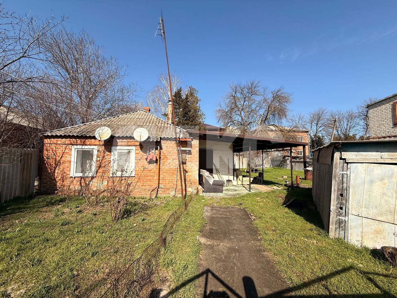 Фото №1: Дом 52 м² + 5.43 сот. - Кореновск, мкр. 2-й квартал, ул. Коммунаров, 81