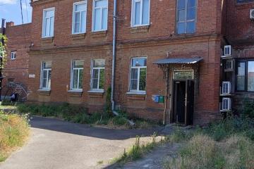 Фото №1: 3-комнатная квартира 39 м² - Краснодар, мкр. Центральный, ул. Коммунаров, 18