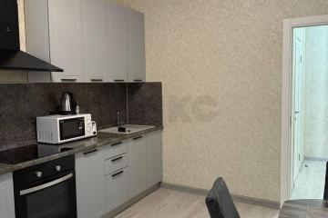 Фото №1: 1-комнатная квартира 42 м² - Краснодар, мкр. Губернский, ул. им. Героя Яцкова И.В., 19к1