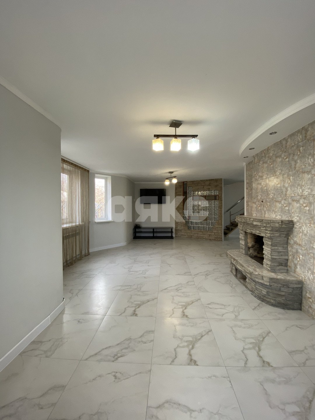 Фото №1: Дом 111 м² + 7 сот. - Кореновск, мкр. 1-й квартал, ул. Академика Королёва