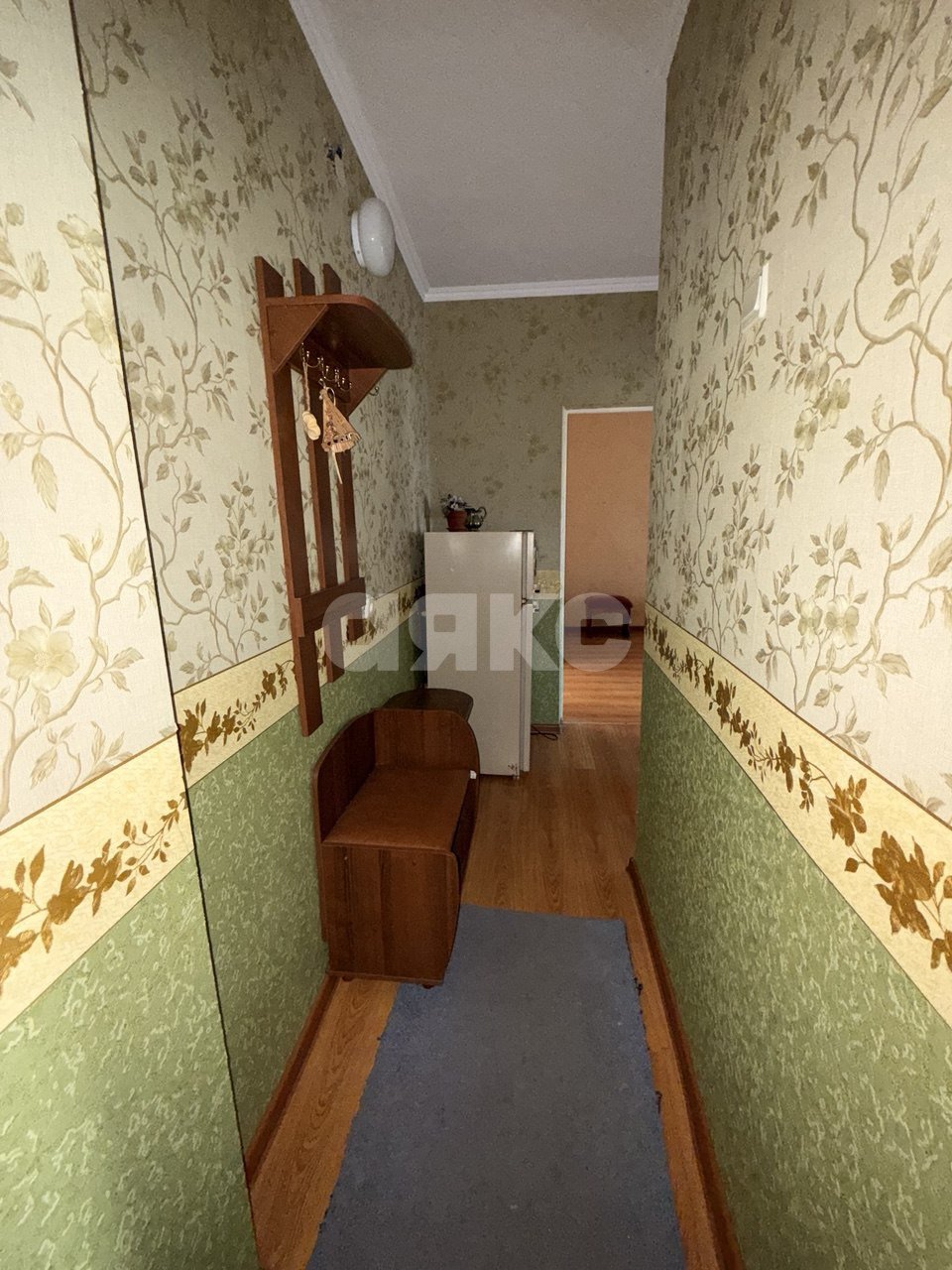 Фото №1: 2-комнатная квартира 42 м² - Кореновск, мкр. 2-й квартал, ул. Комсомольская, 35